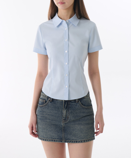 MUSINSA STANDARD WOMAN（ムシンサスタンダードウーマン）の「ウィメンズリンクルフリー スリムフィット 半袖シャツ [スカイブルー]（シャツ/ブラウス・レディース・その他・X-SMALL/SMALL/MEDIUM/LARGE/X-LARGE）」の3枚目の写真
