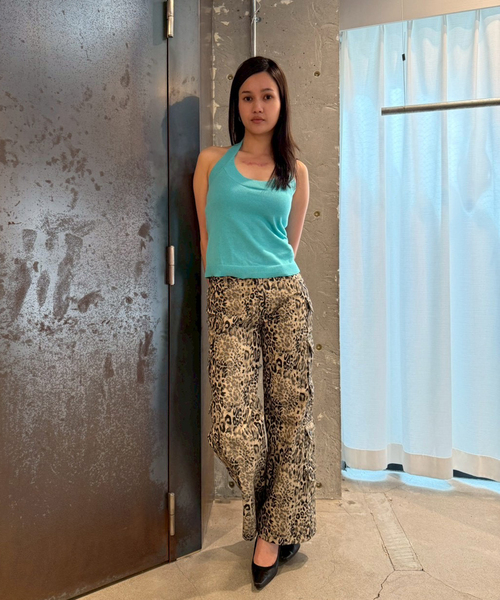 Oriens JOURNAL STANDARD（オリエンス ジャーナルスタンダード）の「レオパードポケットパンツ（その他パンツ・レディース・ブルー系その他/ベージュ・38/36）」の3枚目の写真