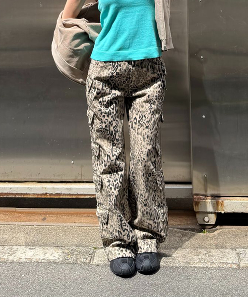 Oriens JOURNAL STANDARD（オリエンス ジャーナルスタンダード）の「レオパードポケットパンツ（その他パンツ・レディース・ブルー系その他/ベージュ・38/36）」の8枚目の写真