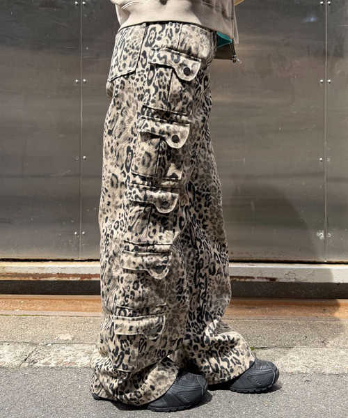 Oriens JOURNAL STANDARD（オリエンス ジャーナルスタンダード）の「レオパードポケットパンツ（その他パンツ・レディース・ブルー系その他/ベージュ・38/36）」の10枚目の写真