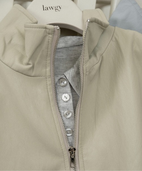 lawgy(ラウジー)の「stand neck zip front panel vest / スタンドネックジップフロントパネルベスト(ベスト・レディース・ライトブルー/ベージュ・FREE)」の13枚目の写真