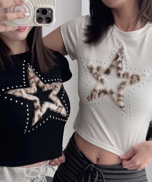 lilful(リルフル)の「【26年春夏新作】レオパード柄ファー&スタッズアクセント スターモチーフ半袖ピチT(Tシャツ/カットソー・レディース・ホワイト/ブラック・F)」の9枚目の写真