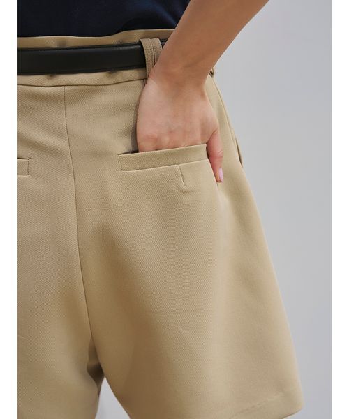 SNIDEL(スナイデル)の「シンプルショートパンツ(その他パンツ・レディース・ベージュ/アイボリー/ブラック・0/1)」の15枚目の写真