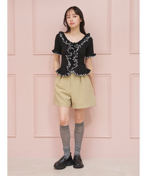 SNIDEL(スナイデル)の「シンプルショートパンツ(その他パンツ・レディース・ベージュ/アイボリー/ブラック・0/1)」の9枚目の写真
