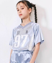 nexchic（ネクシック）の「【お揃い】レースロゴパッチサテンユニフォーム半袖Tシャツ(110~150cm)（Tシャツ/カットソー）」