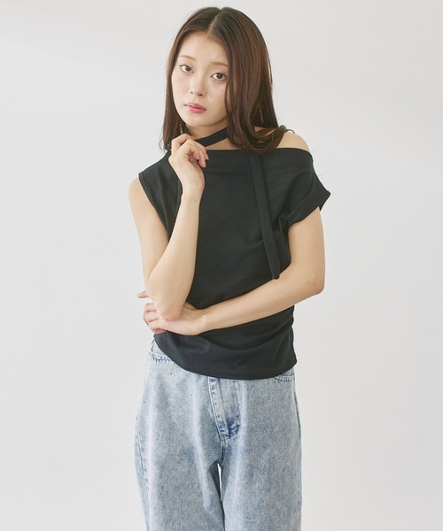 P.V.T（ピーブイティー）の「ワンショルダーアレンジデザインPO（Tシャツ/カットソー・レディース・Black/White/Red・F）」の5枚目の写真