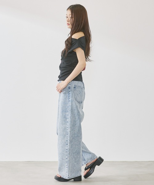 P.V.T（ピーブイティー）の「ワンショルダーアレンジデザインPO（Tシャツ/カットソー・レディース・Black/White/Red・F）」の9枚目の写真