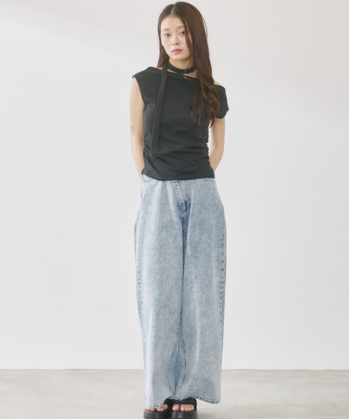 P.V.T（ピーブイティー）の「ワンショルダーアレンジデザインPO（Tシャツ/カットソー・レディース・Black/White/Red・F）」の7枚目の写真