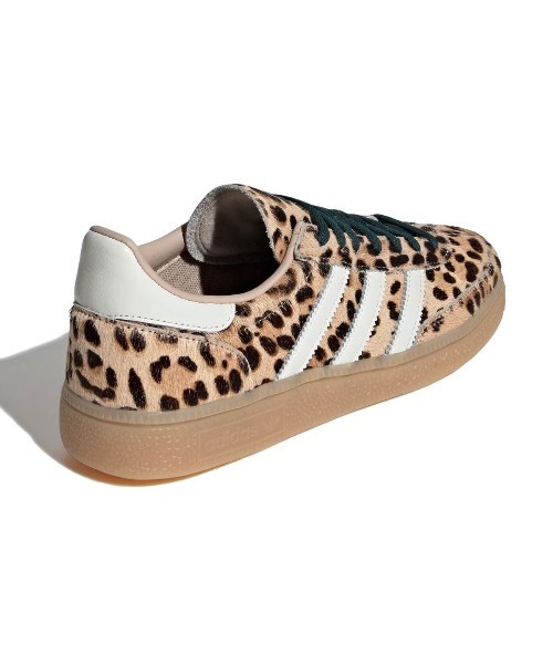 adidas(アディダス)の「アディダス 【adidas】- ハンドボール スニーカー ウィメンズ【HANDBALL SPEZIAL W マジックベージュ/アイボリー KI6678】(スニーカー・レディース・ベージュ・24.5cm/24.0cm/23.5cm)」の6枚目の写真