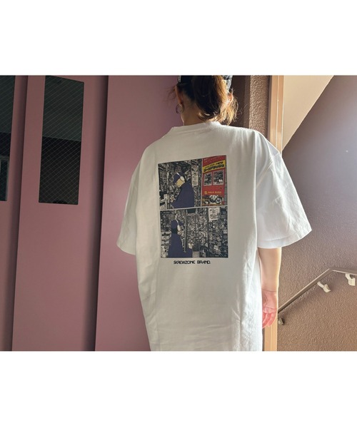 SKREWZONE(スクリューゾーン)の「SKREWZONE × GOLD RUSH イラストTシャツ(Tシャツ/カットソー・メンズ・ブラック/ホワイト・LARGE/X-LARGE/XX-LARGE/MEDIUM)」の2枚目の写真