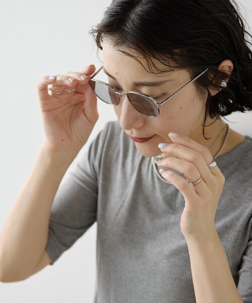 ear PAPILLONNER(イアパピヨネ)の「【A.KJAERBEDE(エキアビド)】HELLO26SS/サングラス(その他雑貨・レディース・シルバー・FREE)」の11枚目の写真