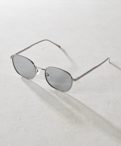 ear PAPILLONNER(イアパピヨネ)の「【A.KJAERBEDE(エキアビド)】HELLO26SS/サングラス(その他雑貨・レディース・シルバー・FREE)」の7枚目の写真