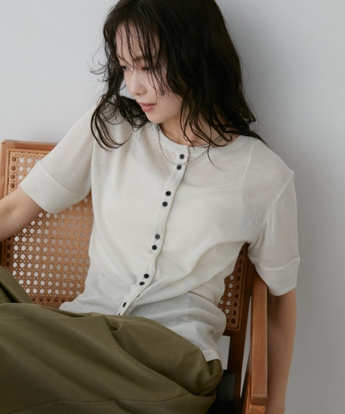 Aunt Marie's(アントマリーズ)の「ランダムボタンシアーハーフスリーブカーディガン(Tシャツ/カットソー・レディース・ブルー/ブラック/アイボリー・FREE)」の14枚目の写真