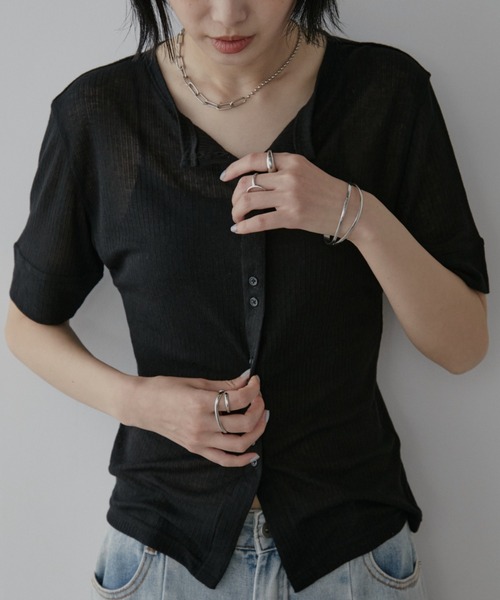 Aunt Marie's(アントマリーズ)の「ランダムボタンシアーハーフスリーブカーディガン(Tシャツ/カットソー・レディース・ブルー/ブラック/アイボリー・FREE)」の19枚目の写真
