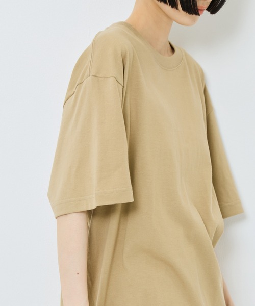 TOGA PULLA(トーガ プルラ)の「【TOGA PULLA/トーガプルラ】Studs tee/スタッズT(Tシャツ/カットソー・レディース・ホワイト/ブラック/カーキ・L/XL)」の20枚目の写真