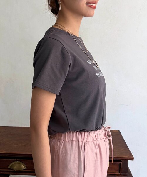Chez toi(シェトワ)の「メッセージロゴT(Tシャツ/カットソー・レディース・オフホワイト・FREE)」の5枚目の写真