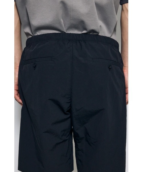 AZUL by moussy（アズールバイマウジー）の「リバーショートパンツ（スラックス・メンズ・ブラック/パープル・MEDIUM/LARGE）」の10枚目の写真