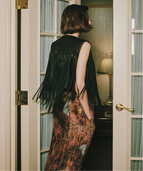 Ameri(アメリ)の「WESTERN FRINGE SYNTHETIC LEATHER VEST(ベスト・レディース・ブラック・FREE)」の5枚目の写真