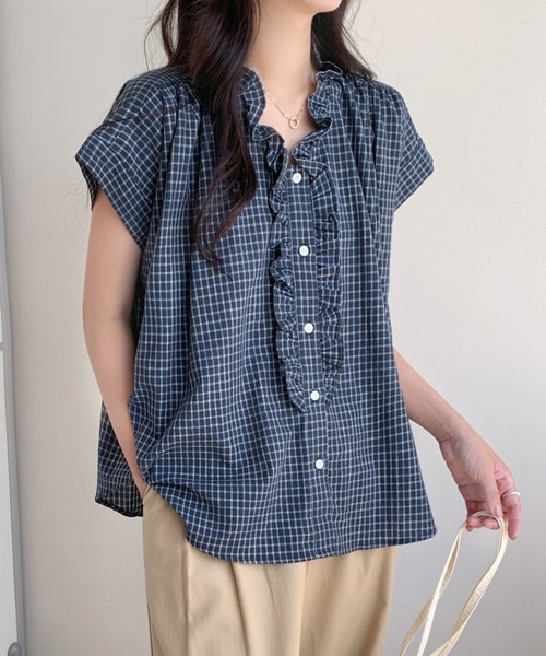 FAVORITO(ファヴォリート)の「フリルチェック柄ブラウス(シャツ/ブラウス・レディース・ネイビー/ホワイト・F)」の10枚目の写真