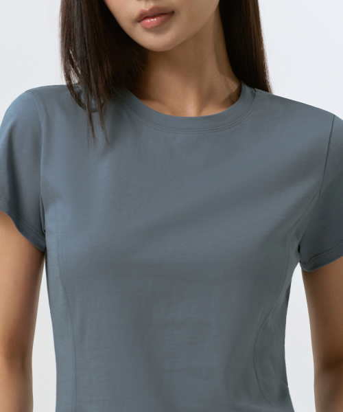 MUSINSA STANDARD WOMAN（ムシンサスタンダードウーマン）の「ウィメンズラウンドヘムTシャツ[ピーコックブルー]（Tシャツ/カットソー・レディース・その他・X-SMALL/SMALL/MEDIUM/LARGE）」の4枚目の写真