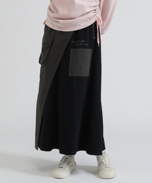 AVIREX（アヴィレックス）の「MILITARY LAYERED LIKE SKIRT（スカート・レディース・オリーブ/ブラック・M/S）」の3枚目の写真
