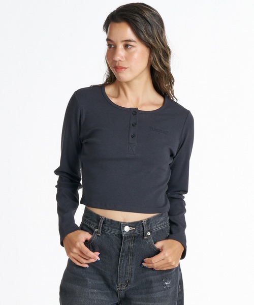 ROXY（ロキシー）の「ROXY/ロキシー ヘンリーネックロンT RLT264006（Tシャツ/カットソー・レディース・ホワイト/ブラウン/カーキ/ブラック・M/L）」の2枚目の写真