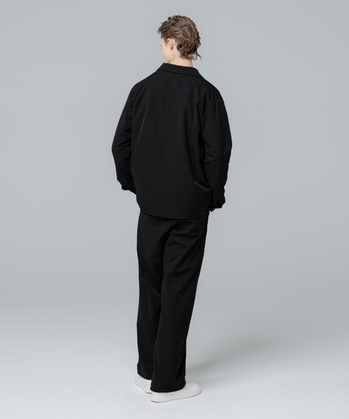 SPU(スプ)の「【セットアップ対応】 多機能素材ナイロン 【URBAN FLEXOR】 【防しわ、ストレッチ、ウォッシャブル、抗ピリング】 Snap-Button Essential Coach Jacket(ナイロンジャケット・メンズ・グレイッシュベージュ/チャコール/ブラック/ネイビー・S/M/L/XL)」の6枚目の写真