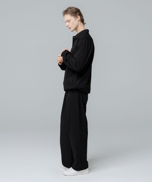 SPU(スプ)の「【セットアップ対応】 多機能素材ナイロン 【URBAN FLEXOR】 【防しわ、ストレッチ、ウォッシャブル、抗ピリング】 Snap-Button Essential Coach Jacket(ナイロンジャケット・メンズ・グレイッシュベージュ/チャコール/ブラック/ネイビー・S/M/L/XL)」の8枚目の写真