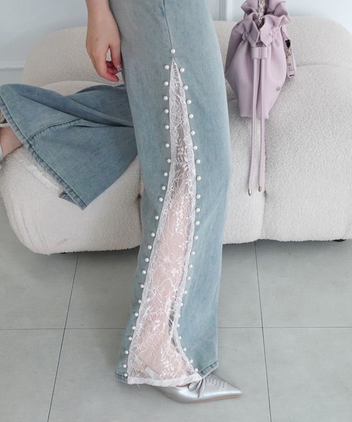 by muni:r(バイ ムニール)の「サイドパールレースブーツカットデニムパンツ(デニムパンツ・レディース・ブルー・MEDIUM/SMALL/LARGE)」の9枚目の写真