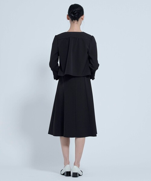TOCCA(トッカ)の「FRILL BANGLE ボレロ(カーディガン/ボレロ・レディース・ブラック系/アイボリー系・4/0)」の10枚目の写真