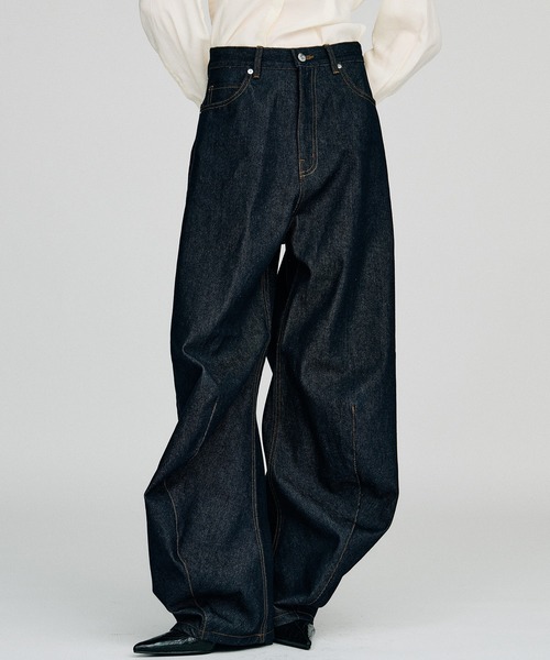 PRANK PROJECT(プランクプロジェクト)の「【2026Autumn Pre-Order】カーブレッグデニム / Curve Leg Denim(デニムパンツ・レディース・ブルー/ネイビー・38/36/34)」の2枚目の写真