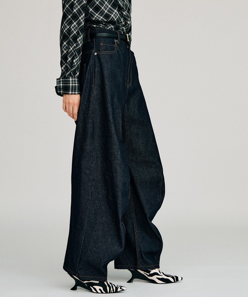 PRANK PROJECT(プランクプロジェクト)の「【2026Autumn Pre-Order】カーブレッグデニム / Curve Leg Denim(デニムパンツ・レディース・ブルー/ネイビー・38/36/34)」の22枚目の写真