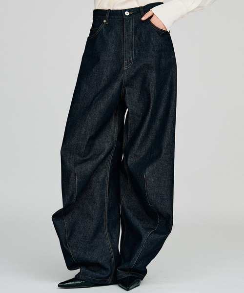 PRANK PROJECT(プランクプロジェクト)の「【2026Autumn Pre-Order】カーブレッグデニム / Curve Leg Denim(デニムパンツ・レディース・ブルー/ネイビー・38/36/34)」の17枚目の写真