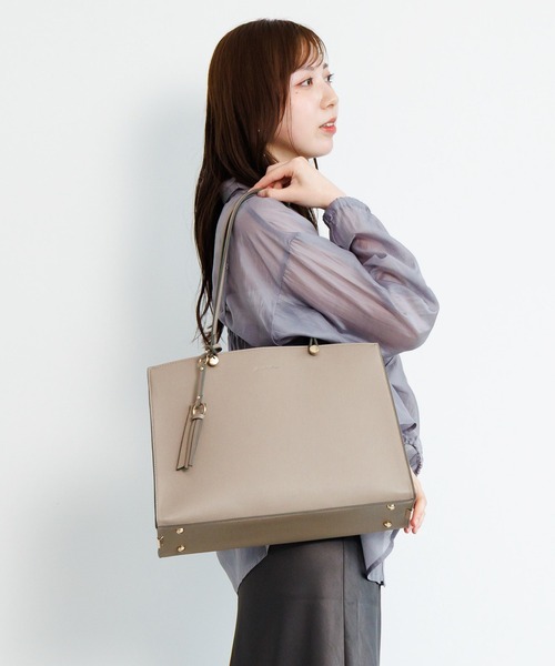 Jewelna Rose(ジュエルナローズ)の「ターミー・トートバッグ2 A4サイズ 16331(トートバッグ・レディース・ブラック/グレー系その他/グレイッシュベージュ・FREE)」の3枚目の写真