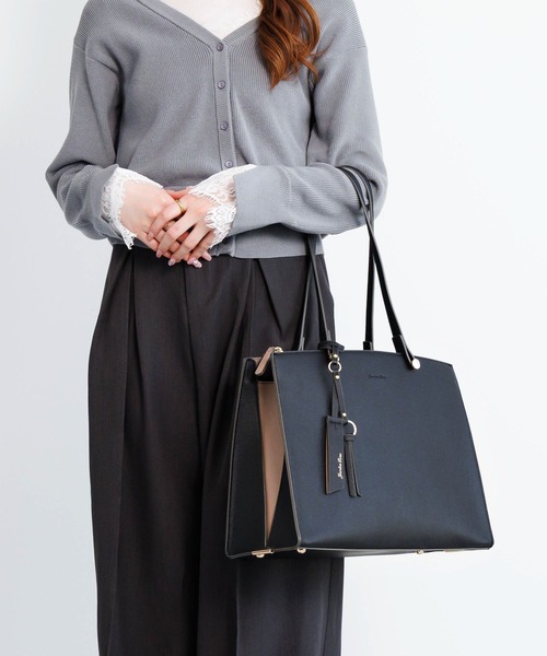 Jewelna Rose(ジュエルナローズ)の「ターミー・トートバッグ2 A4サイズ 16331(トートバッグ・レディース・ブラック/グレー系その他/グレイッシュベージュ・FREE)」の9枚目の写真