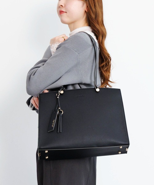 Jewelna Rose(ジュエルナローズ)の「ターミー・トートバッグ2 A4サイズ 16331(トートバッグ・レディース・ブラック/グレー系その他/グレイッシュベージュ・FREE)」の12枚目の写真