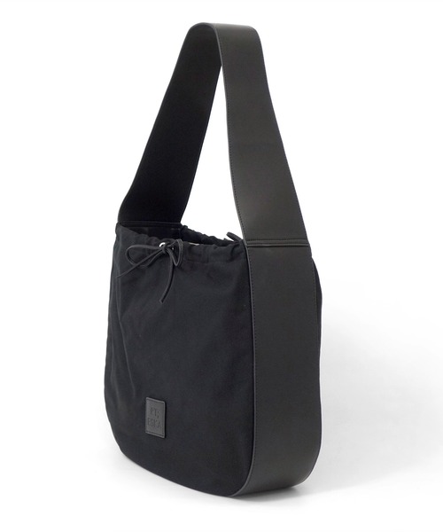 RT;ESKA(アールティーエスカ)の「RT;ESKA(アールティーエスカ) / Shape Tote - Circle(トートバッグ・レディース・ブラック/アイボリー・FREE)」の4枚目の写真