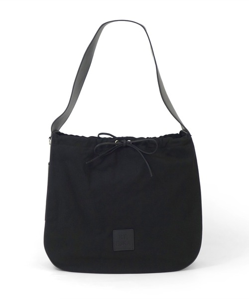 RT;ESKA(アールティーエスカ)の「RT;ESKA(アールティーエスカ) / Shape Tote - Circle(トートバッグ・レディース・ブラック/アイボリー・FREE)」の3枚目の写真