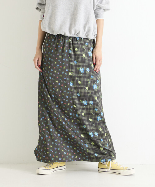 Freada(フリーダ)の「Freada/フリーダ 花柄サテンスカート(スカート・レディース・ブラック/オフホワイト・ONE SIZE)」の7枚目の写真