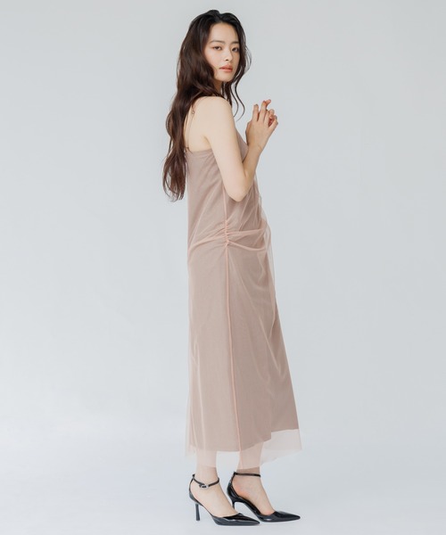 SENEE(セニー)の「tulle drape cami onepiece(チュールドレープキャミワンピース)(ワンピース・レディース・ピンクベージュ/ブラック・MEDIUM/SMALL)」の15枚目の写真