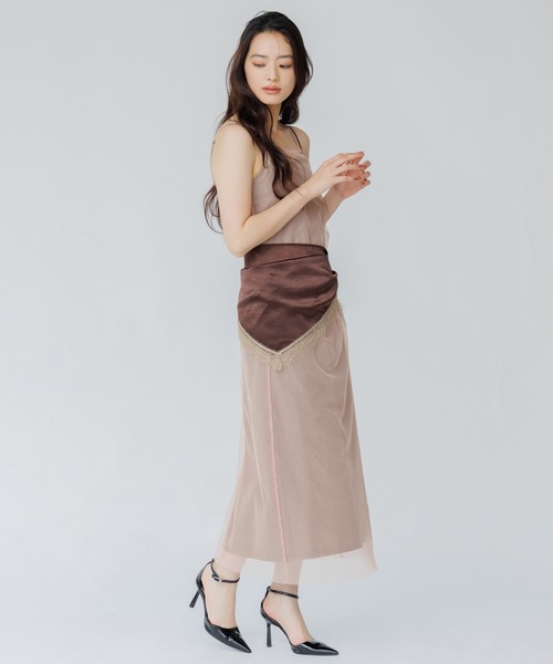 SENEE(セニー)の「tulle drape cami onepiece(チュールドレープキャミワンピース)(ワンピース・レディース・ピンクベージュ/ブラック・MEDIUM/SMALL)」の19枚目の写真