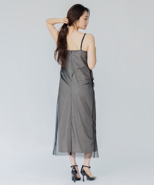 SENEE(セニー)の「tulle drape cami onepiece(チュールドレープキャミワンピース)(ワンピース・レディース・ピンクベージュ/ブラック・MEDIUM/SMALL)」の6枚目の写真