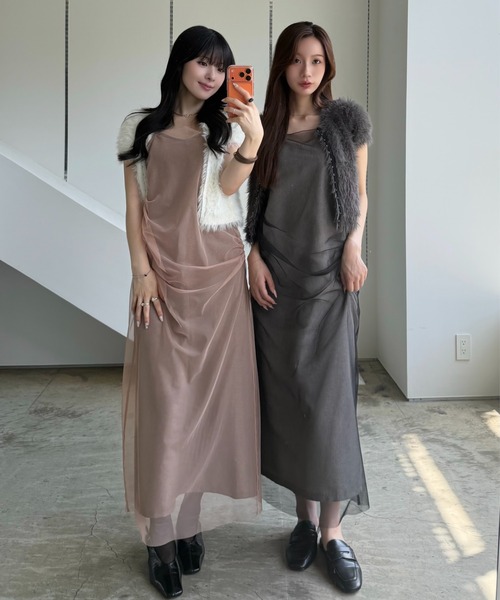SENEE(セニー)の「tulle drape cami onepiece(チュールドレープキャミワンピース)(ワンピース・レディース・ピンクベージュ/ブラック・MEDIUM/SMALL)」の22枚目の写真