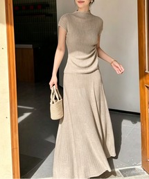 ニットトップススカートセットアップ