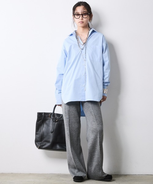 CHIC STYLE(シックスタイル)の「ベーシックシャツ<大きいサイズ有>シックスタイル(シャツ/ブラウス・レディース・オフホワイト/ブルー・L/M/5L/4L/3L/LL)」の4枚目の写真