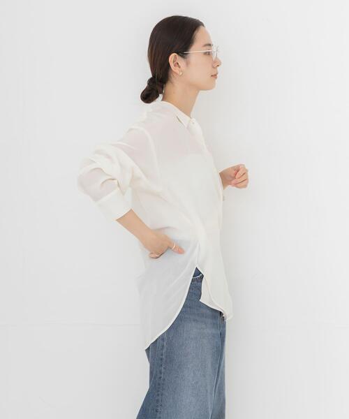 URBAN RESEARCH(アーバンリサーチ)の「キュプラ2wayシャツ(シャツ/ブラウス・レディース・チャコールグレー/ブラウン/ブルー系その他/オフホワイト・FREE)」の5枚目の写真