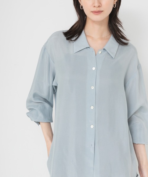 URBAN RESEARCH(アーバンリサーチ)の「キュプラ2wayシャツ(シャツ/ブラウス・レディース・チャコールグレー/ブラウン/ブルー系その他/オフホワイト・FREE)」の5枚目の写真