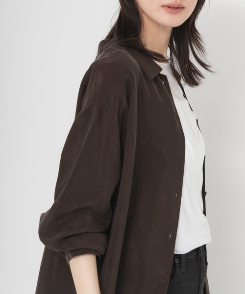 URBAN RESEARCH(アーバンリサーチ)の「キュプラ2wayシャツ(シャツ/ブラウス・レディース・チャコールグレー/ブラウン/ブルー系その他/オフホワイト・FREE)」の14枚目の写真