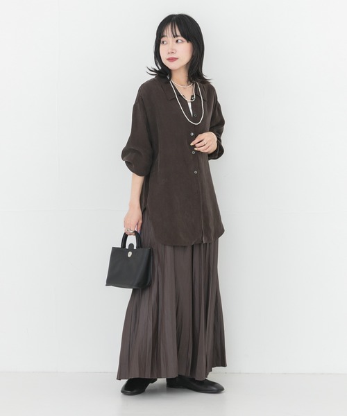 URBAN RESEARCH(アーバンリサーチ)の「キュプラ2wayシャツ(シャツ/ブラウス・レディース・チャコールグレー/ブラウン/ブルー系その他/オフホワイト・FREE)」の18枚目の写真