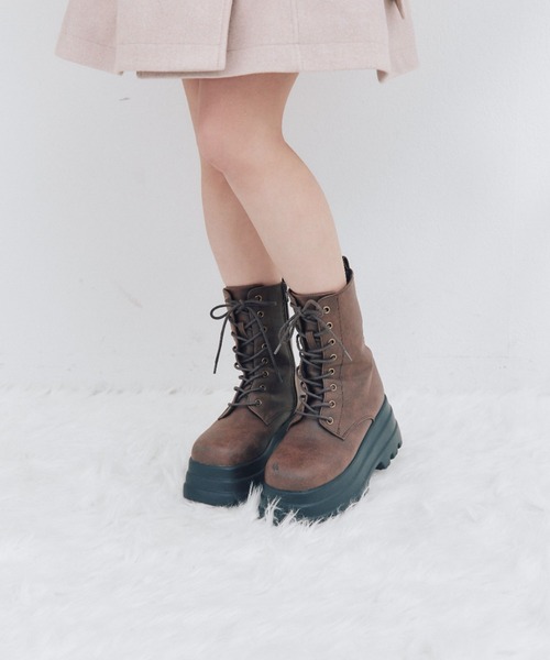 OLIVE des OLIVE(オリーブデオリーブ)の「【リバイバル】レースアップ厚底ショートブーツ(ブーツ・レディース・ブラック/ブラウン・SMALL/MEDIUM/LARGE)」の13枚目の写真